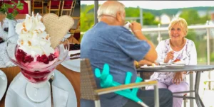 Das Bild zeigt eine geteilte Ansicht: links ist Nahaufnahme eines Eisbechers mit roten Beeren, Sahne und Waffelherz zu sehen. Rechts sind ein Mann und eine Frau an einem Tisch im Freien abgebildet, die Kaffee trinken und Kuchen essen, wobei der Mann auf Krücken angewiesen ist.